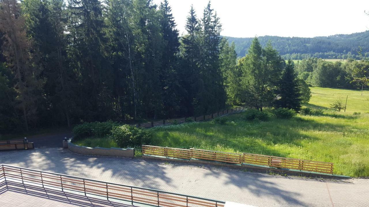 Rs Bernov Zatisi Nejdek Exterior photo